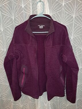 Arc'teryx brand Women's size xl jacket